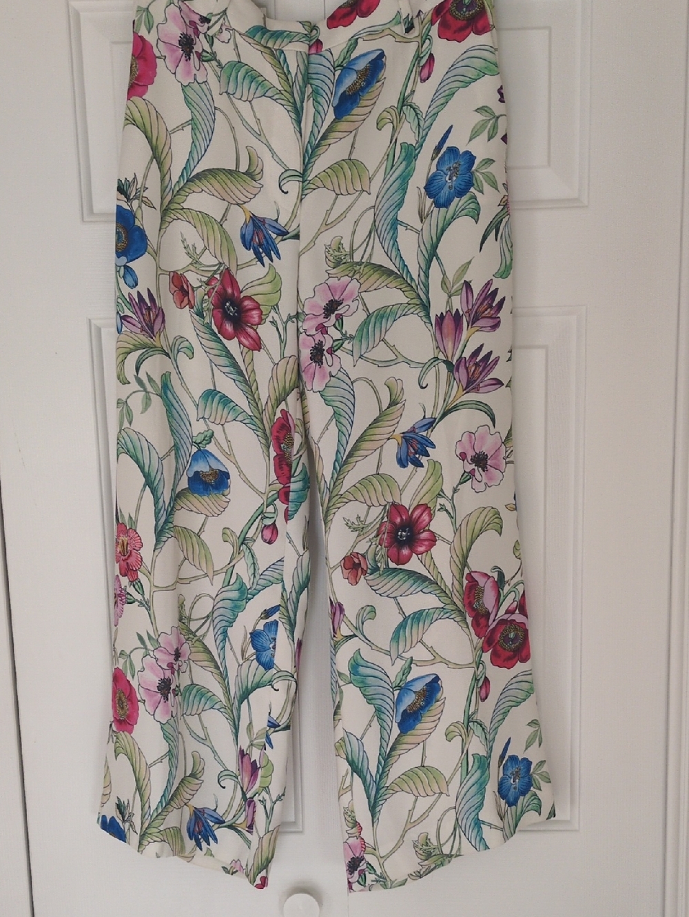 Ann Taylor Floral Wide-Leg Women's Pants in Cream with Multicolor Blooms